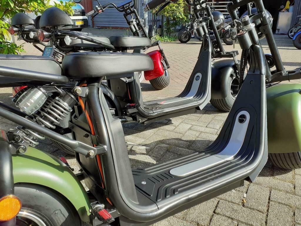 Foto 6 van "ItsEtime " Phat Boy III de Luxe edition electrische scooter