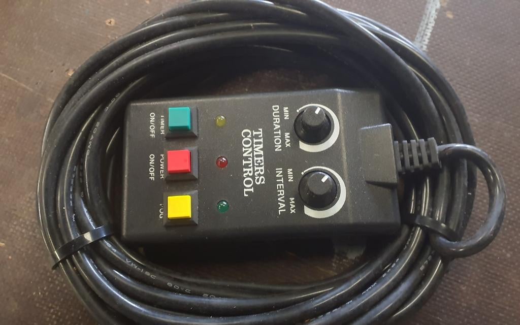Timer kastje (van rookmachine), Hobby en Vrije tijd, Ophalen of Verzenden, Zo goed als nieuw