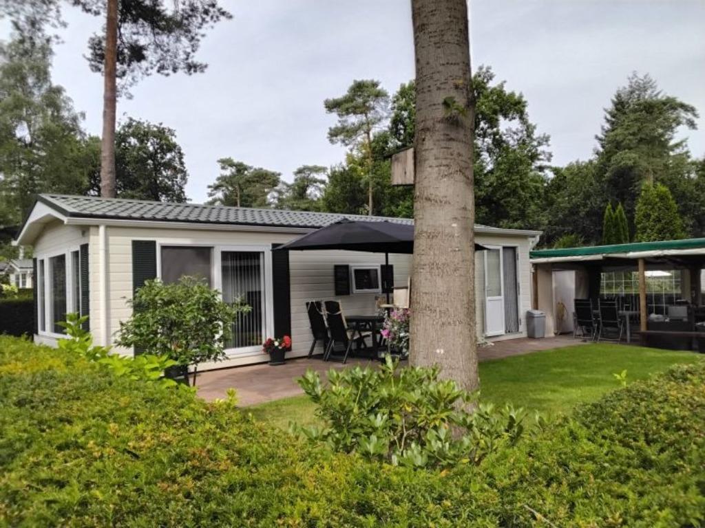 Nieuwe en gebruikte chalets incl. jaarplaatsen op de Veluwe!, Caravans en Kamperen, Stacaravans, Tot en met 6