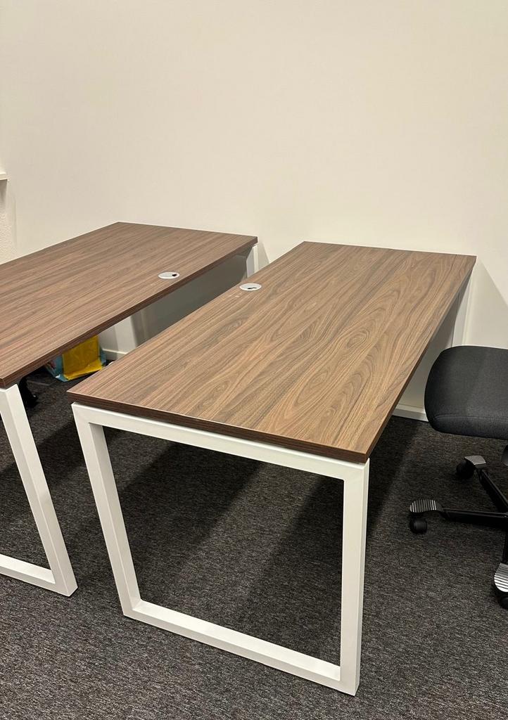 Office desk, Ophalen, Zo goed als nieuw