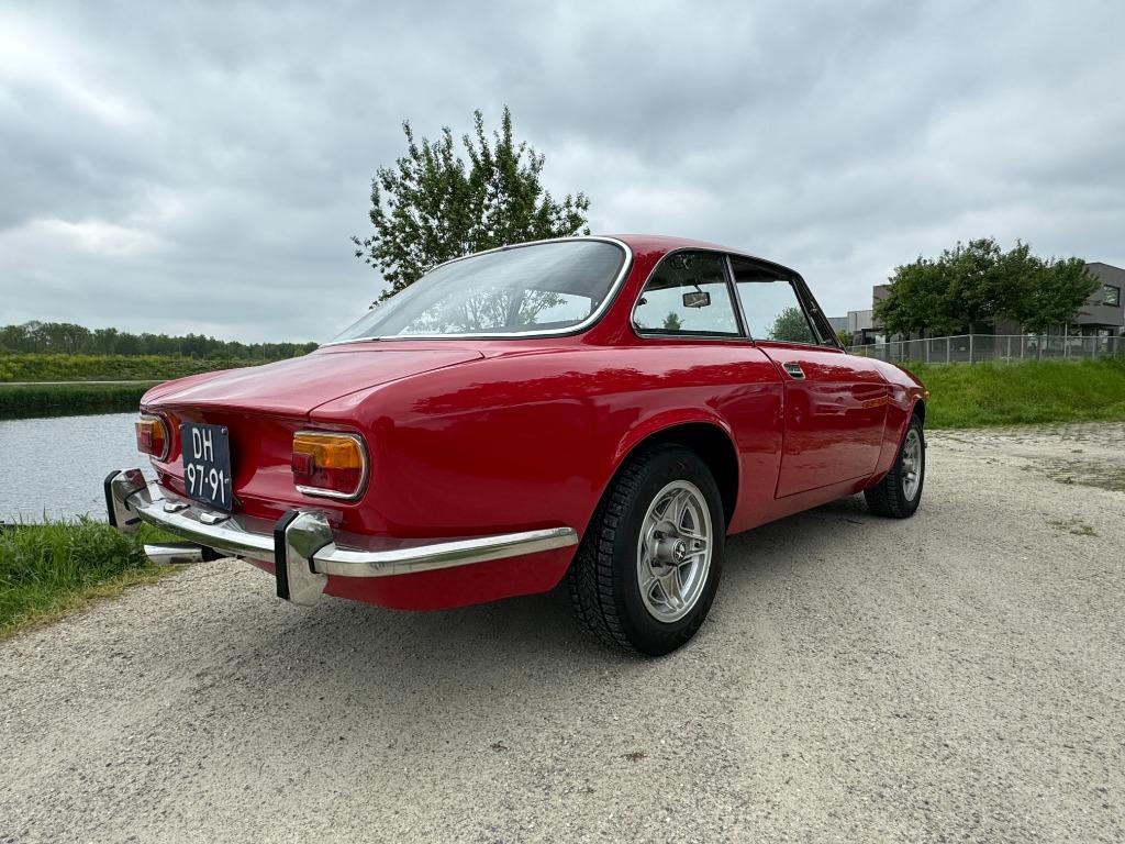 Alfa Romeo 1300 1.3 GT 1969 taxatie rapport 42500,-, foto 5