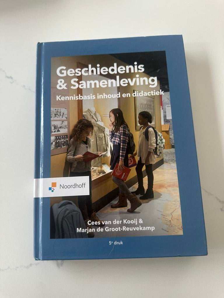 Cees van der Kooij - Geschiedenis & samenleving, Boeken, Cees van der Kooij; Marjan de Groot-Reuvekamp, Sociale wetenschap, Ophalen of Verzenden