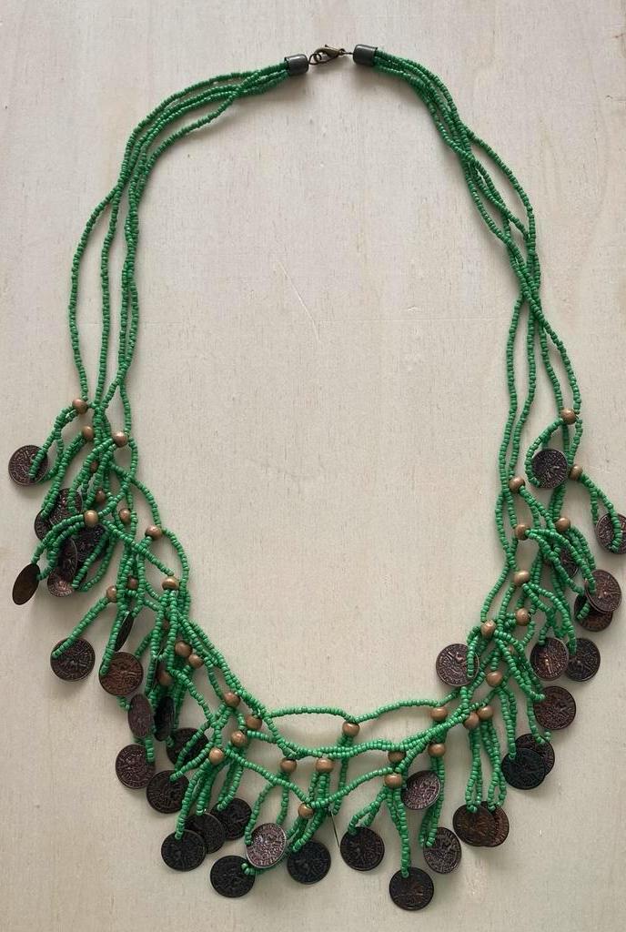 Boho Ketting met muntjes Romy antik Anna sissel, Ophalen of Verzenden, Zo goed als nieuw, Groen, Overige materialen
