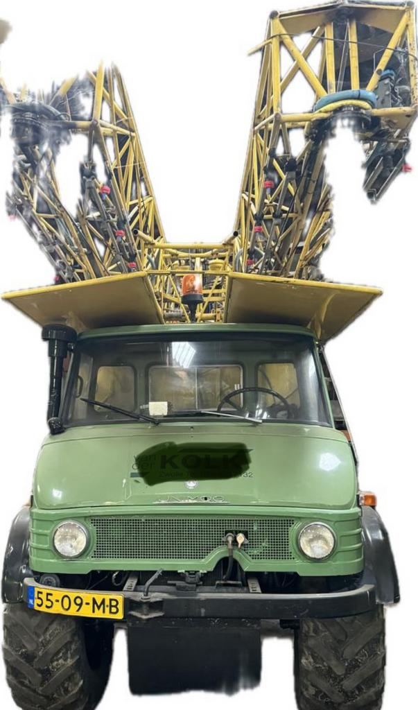 Unimog met Veldspuit, Ophalen