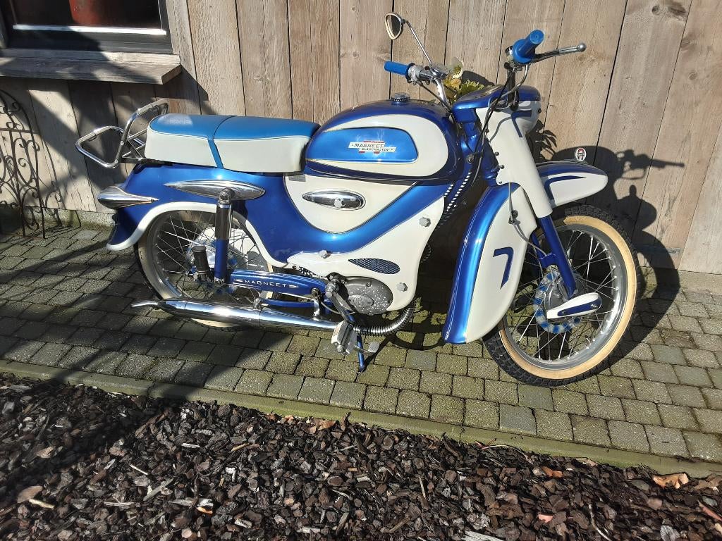 Fietsen-en-brommers, Maximaal 45 km/u, 2 versnellingen, 50 cc, Ophalen