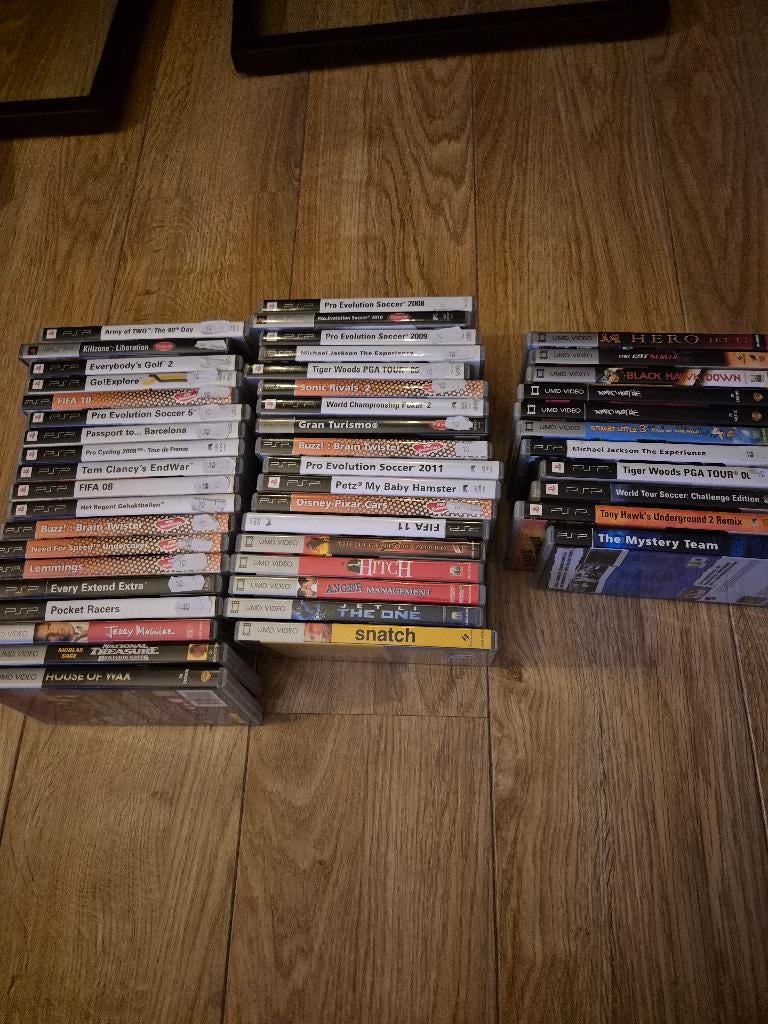 Psp games met 2 psp,s, 1 speler, Ophalen of Verzenden, Zo goed als nieuw, Vanaf 3 jaar