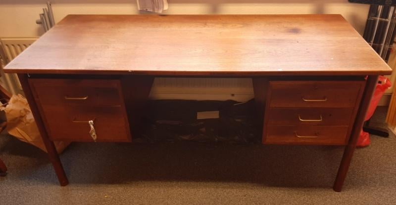 Vintage  Deens Design Bureau | Massief Teak | NM made in Den, Huis en Inrichting, Bureaus, Ophalen, Overige typen, Gebruikt, MN