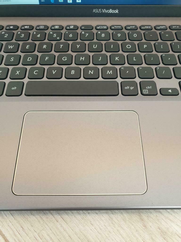 Goede staat: Asus Vivobook 15 i3-8145u 4gb 128gb SSD full-hd, Met videokaart, 2 tot 3 Ghz, 15 inch, Ophalen of Verzenden