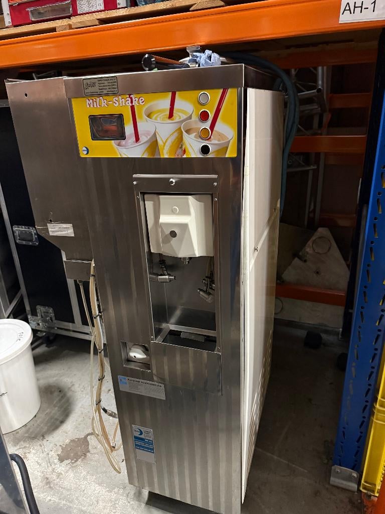 Verkoop milkshakemachine - Luna Dupon 4 smaken, Ophalen, Zo goed als nieuw