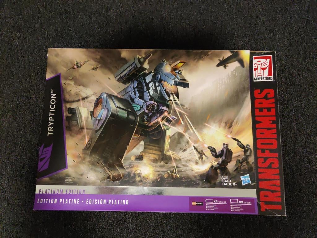 Transformers G1 Platinium edition Trypticon reissue MISB, Verzamelen, Transformers, G1, Ophalen of Verzenden, Nieuw, Decepticons