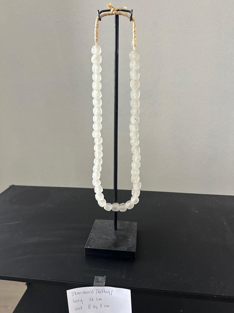 2 Ketting op standaard, Ophalen of Verzenden, Zo goed als nieuw