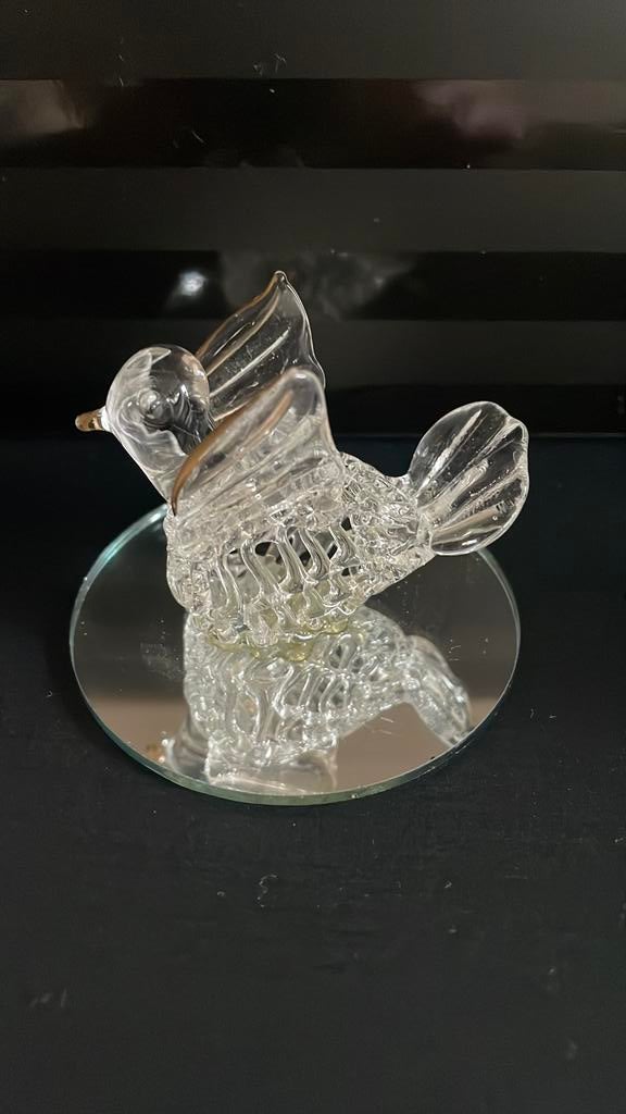 Glazen vogeltje op spiegeltje, Huis en Inrichting, Ophalen of Verzenden, Zo goed als nieuw