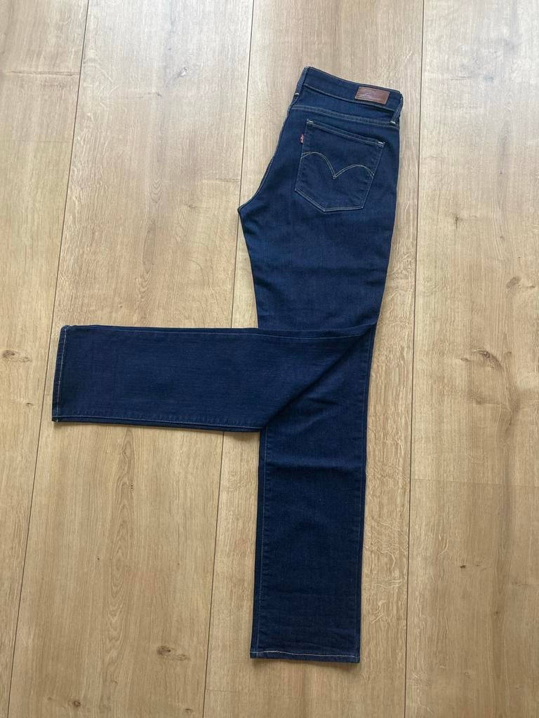 Levi's Spijkerbroek W29/K32 - Strak Model, Kleding | Dames, Spijkerbroeken en Jeans, Zo goed als nieuw, W28 - W29 (confectie 36)