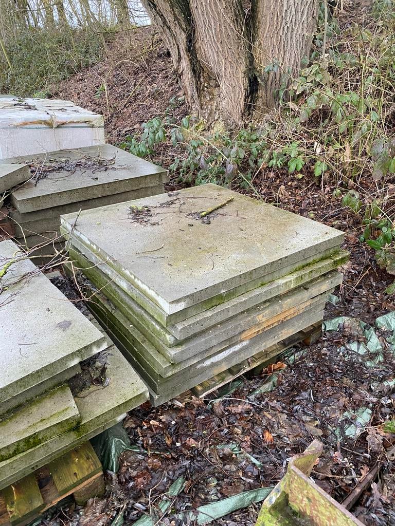 Te koop schellevis 100x100x5 grijs €25 per stuk, Ophalen of Verzenden, Zo goed als nieuw