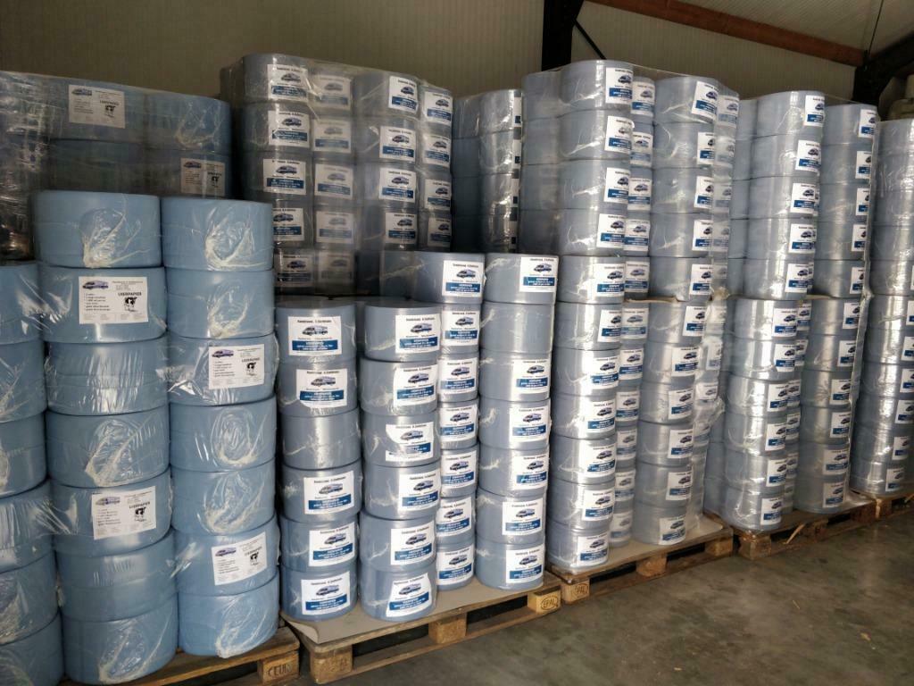 3 Laags Uierpapier € 10.27  per rol per/per pallet, Dieren en Toebehoren, Ophalen of Verzenden, Nieuw