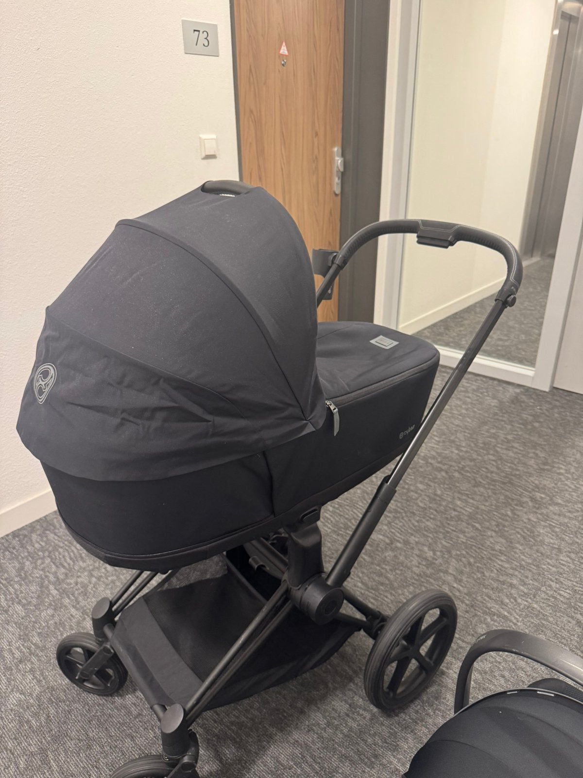 Cybex priam 4 matt black, Zo goed als nieuw, Met autostoeltje, Ophalen, Kinderwagen