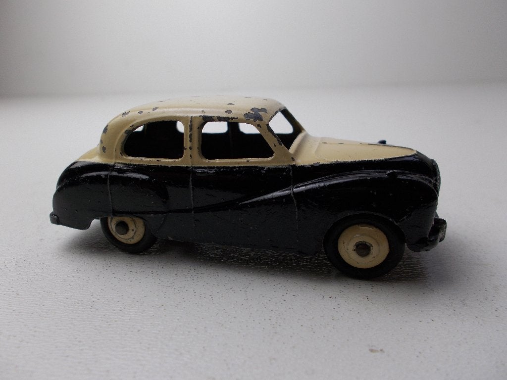 1956 Dinky Toys 161 AUSTIN SOMERSET (TWO TONE), Ophalen of Verzenden, Zo goed als nieuw, Auto, Dinky Toys