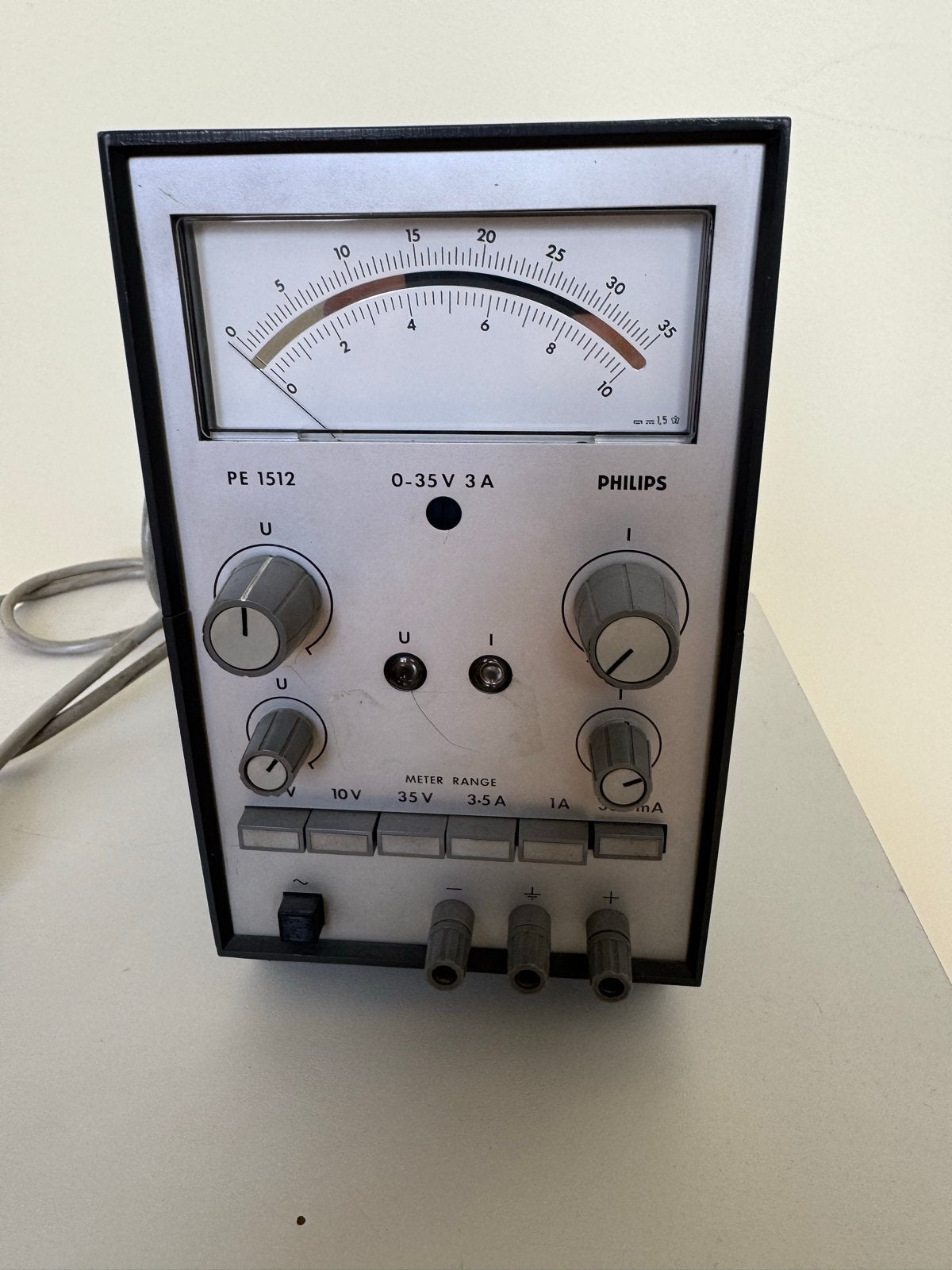 Philips PE 1512 Voeding 0-35V 3A, Doe-het-zelf en Verbouw, Ophalen of Verzenden, Gebruikt