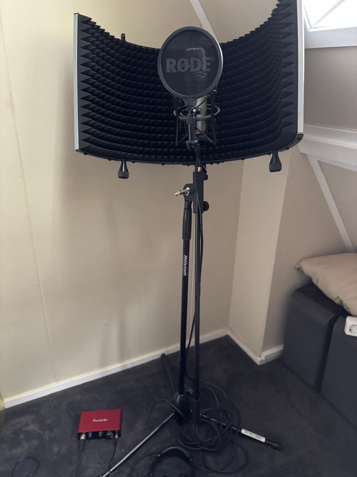 Complet opnameset Rode nt1a Microfoon Set met Focusrite, Muziek en Instrumenten, Microfoons, Ophalen, Zo goed als nieuw, Studiomicrofoon