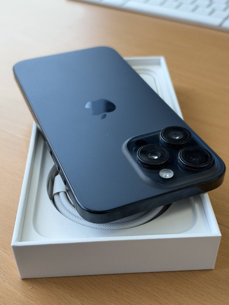 Iphone 15 Pro MAX 512Gb - Blauw