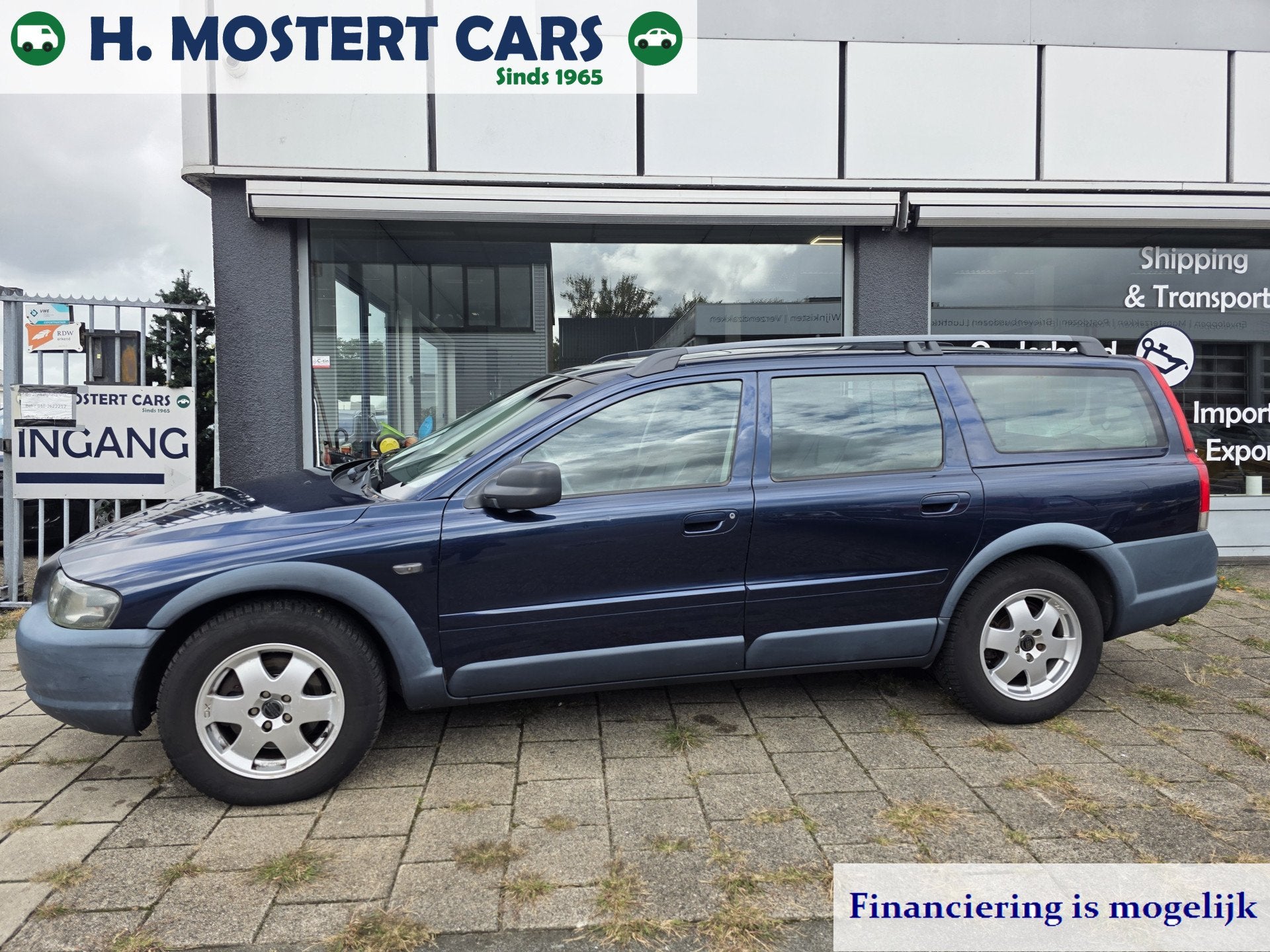 Volvo XC70 2.4 D5 Bj.2002 Automaat 4WD (bj 2002), Auto's, Volvo, Automaat, Stof, 197 €/maand, Blauw