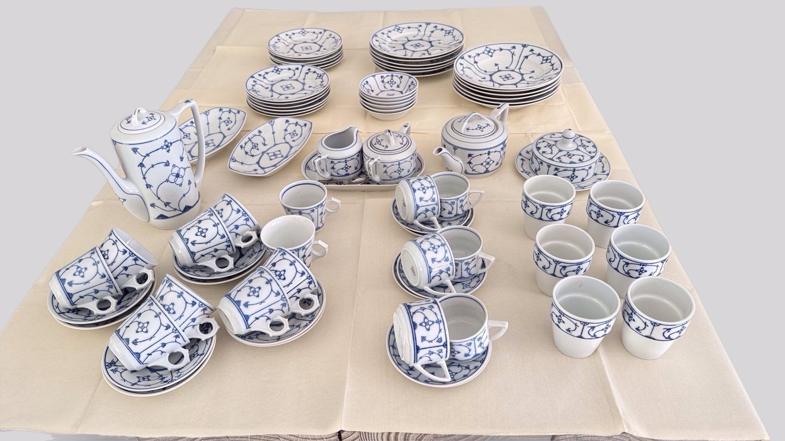 Jäger OrginalBlau Saks servies, Ophalen