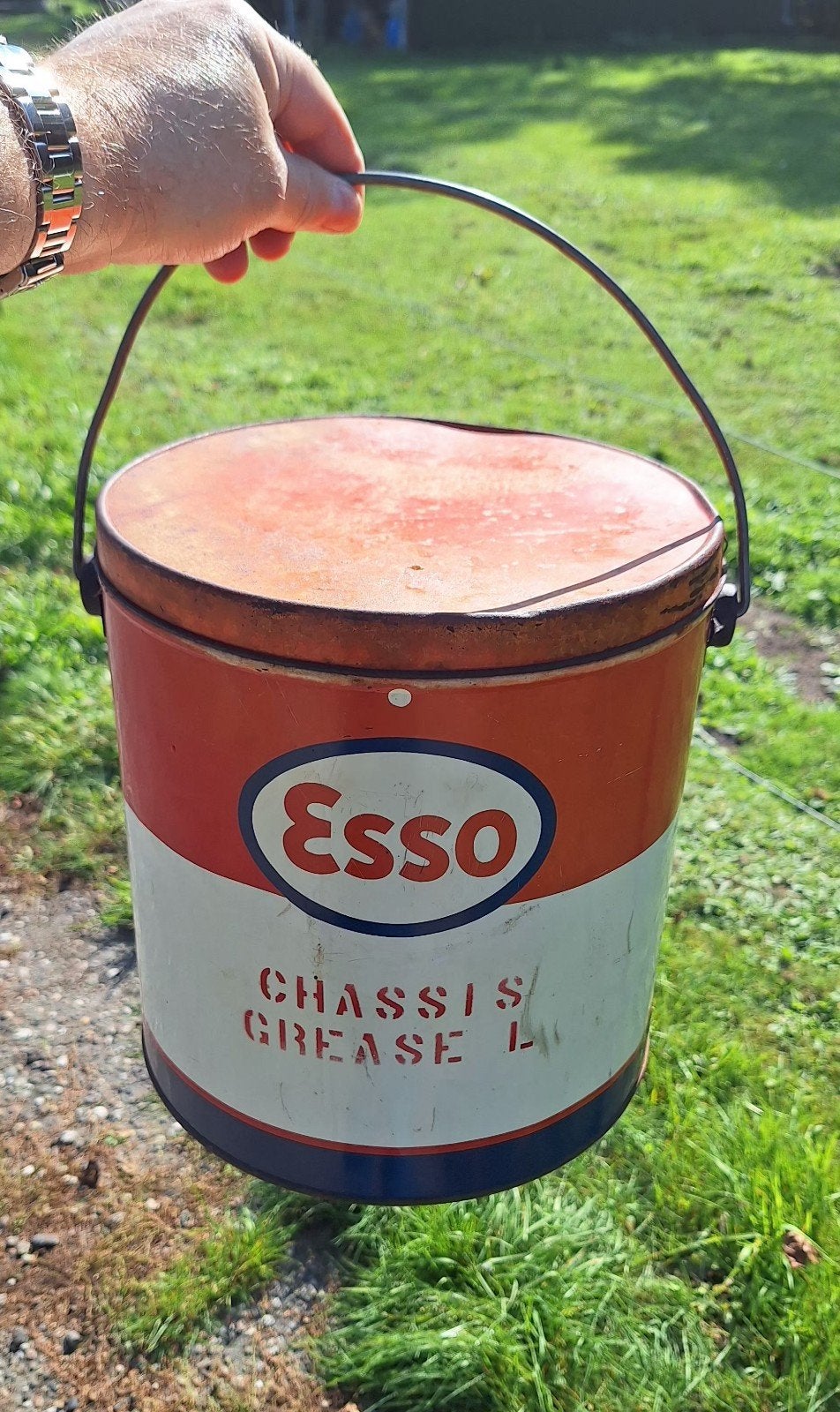 Vintage Esso Chassisvet emmer 35lb, jaren '50 petroliana️⛽️, Reclamebord, Gebruikt, ., Ophalen of Verzenden