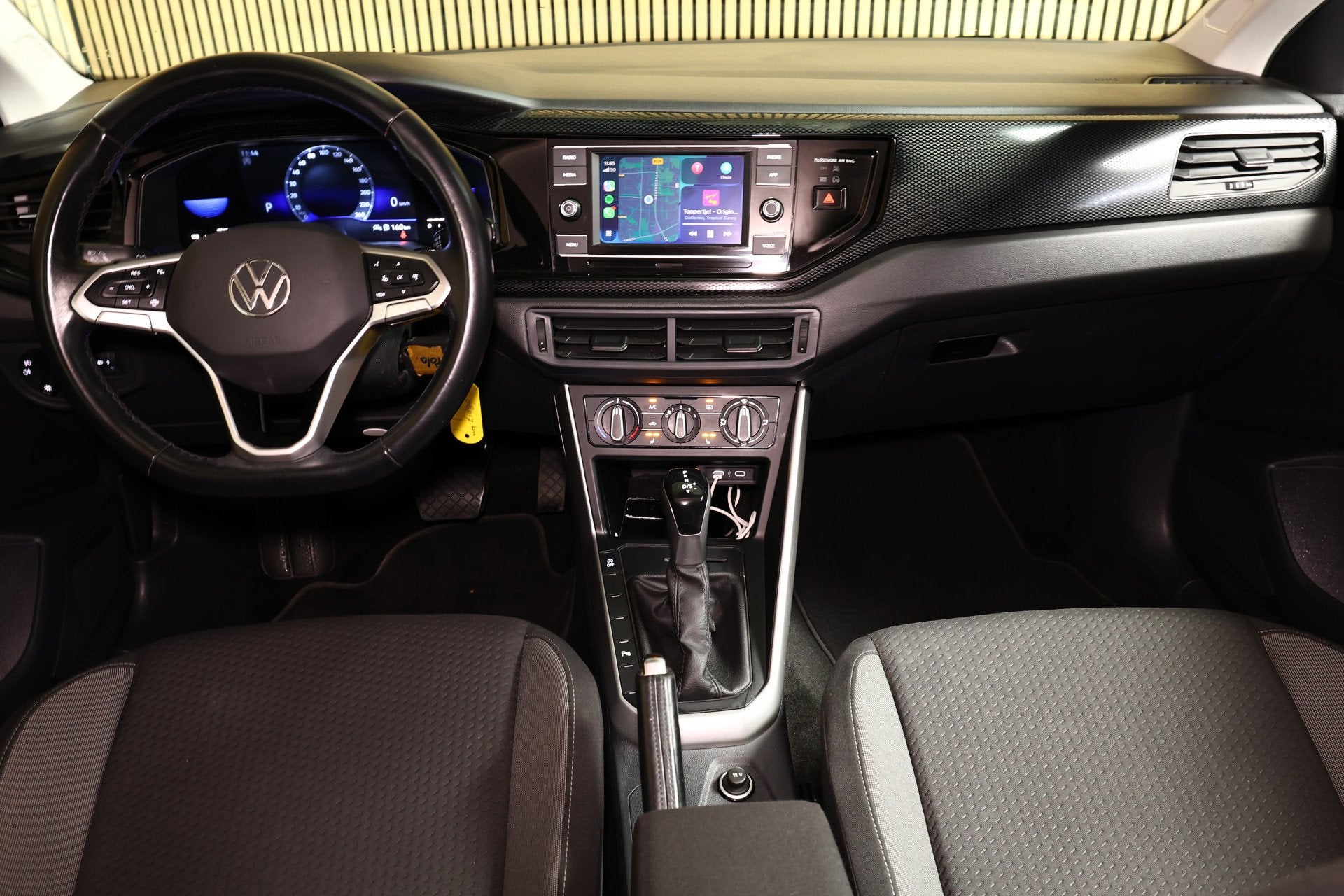 Volkswagen Polo 1.0 TSI Highline MODEL 23 AUT VIRTUAL DashB, Stof, Gebruikt, Zwart, 1096 kg