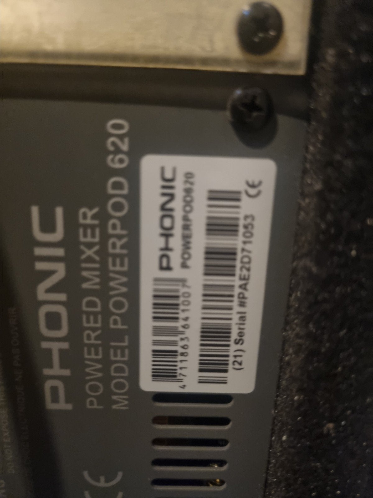 Phonic Powerpod 620 Powered Mixer, Muziek en Instrumenten, Mengpanelen, Ophalen, Gebruikt, Minder dan 5 kanalen, Microfooningang