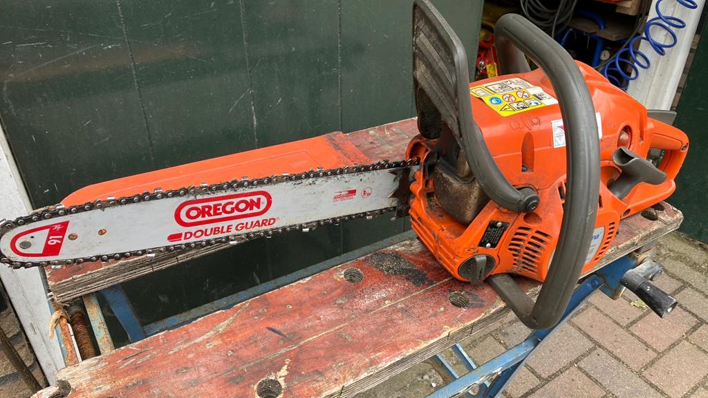 Kettingzaag husqvarna 236, Gebruikt, Kettingzaag, Ophalen of Verzenden, 30 tot 70 mm