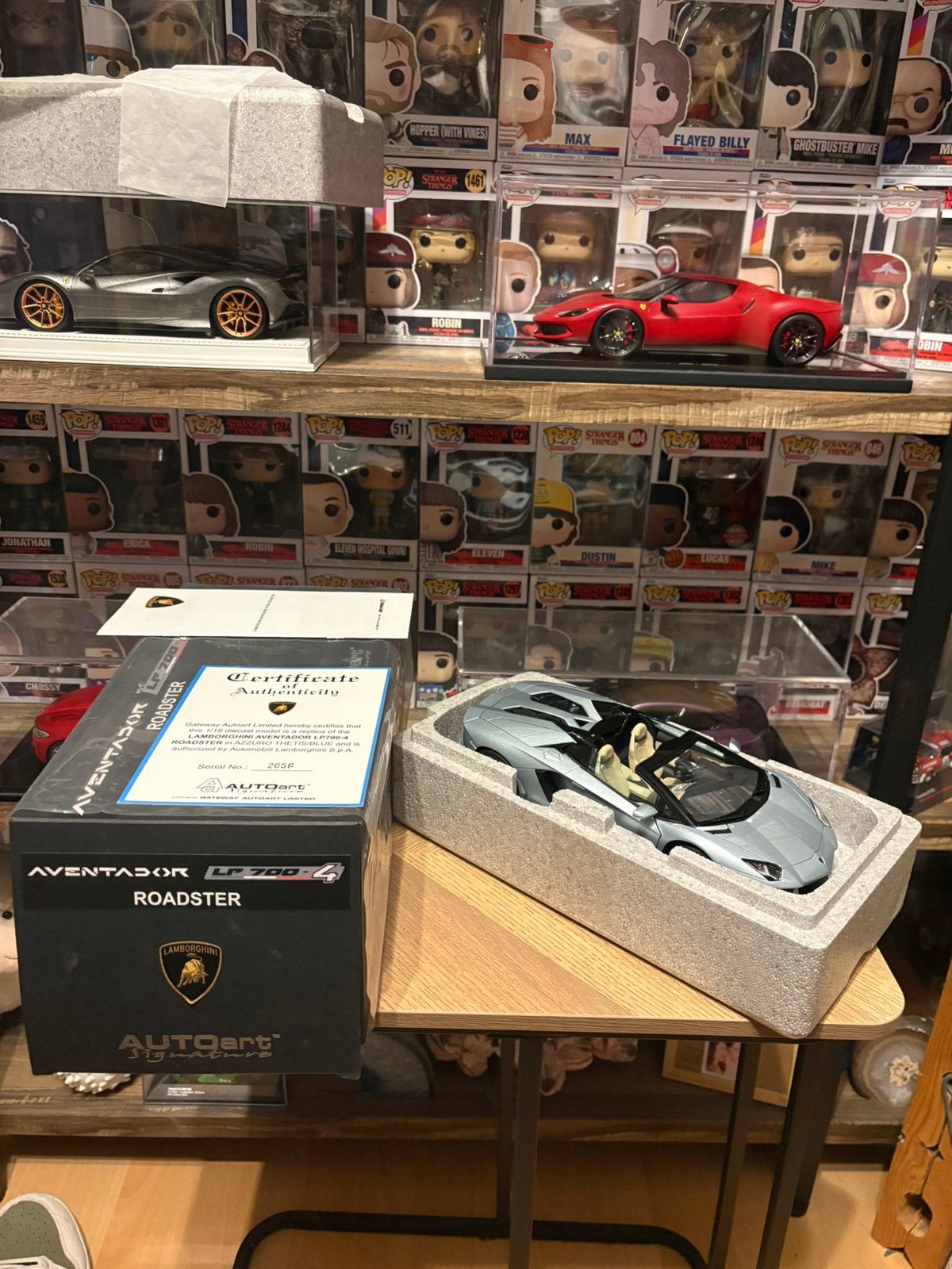 1:18 AutoArt Signature Lamborghini Aventador Roadster, Ophalen of Verzenden, Zo goed als nieuw, Autoart