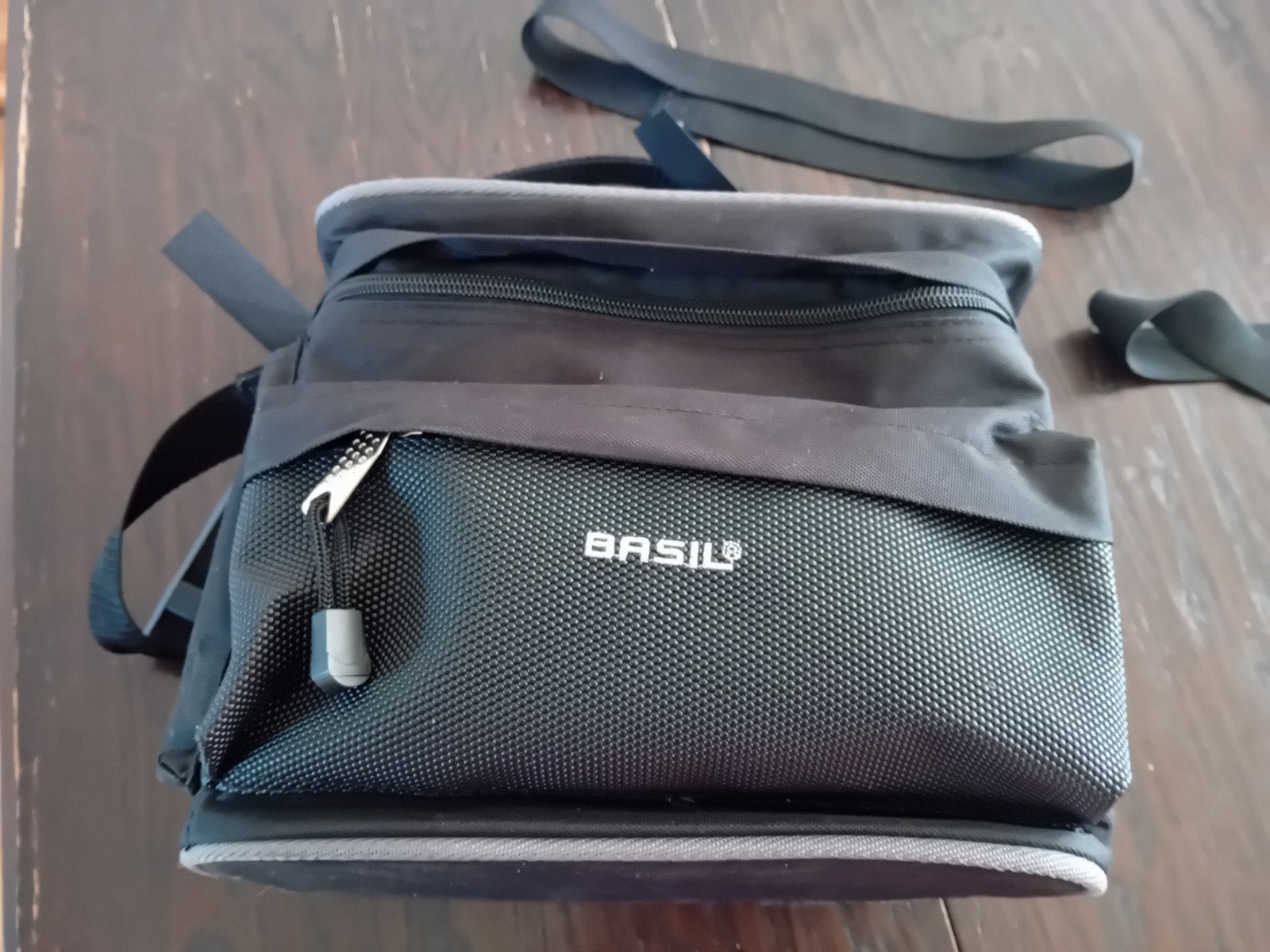 te koop: stuurtas Basil, Ophalen, Zo goed als nieuw, Basil  zwart