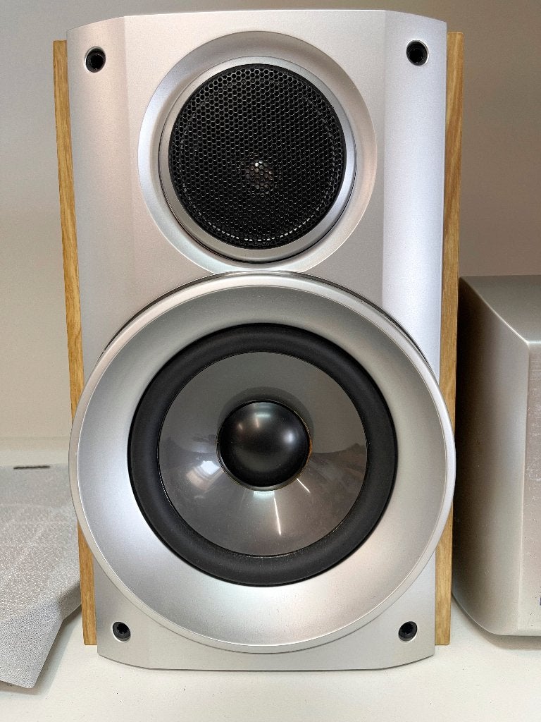 aiwa TS-W32EZ subwoofer + 2 x SX-M100 mini hi-fi speaker, Audio, Tv en Foto, Overige merken, Stereo speakers, N, Ophalen of Verzenden