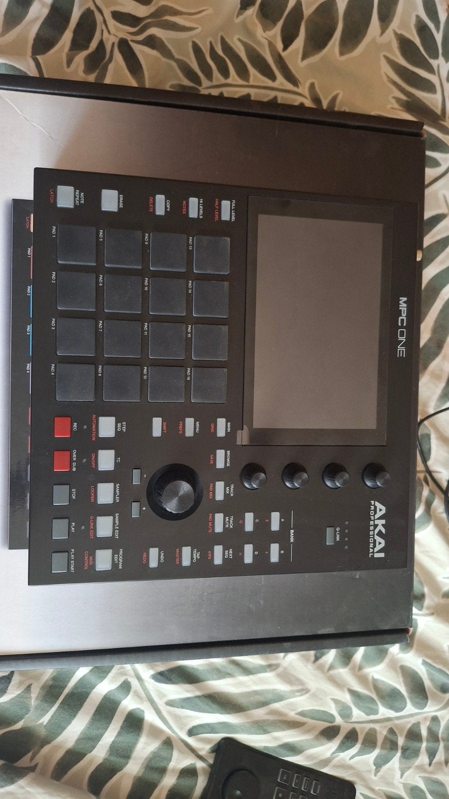 MPC ONE, Ophalen of Verzenden