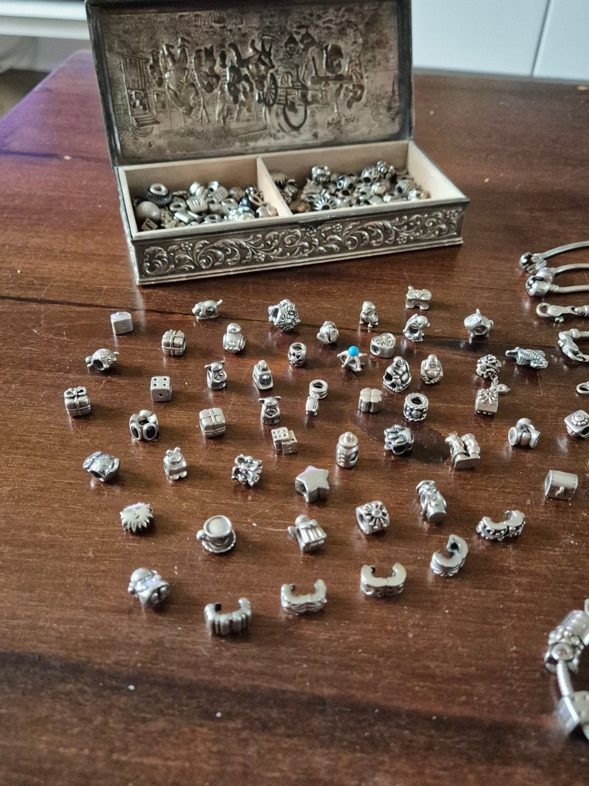 Pandora bedels 2 voor 25 euro, Zilver zolder, Pandora, Ophalen of Verzenden, Zo goed als nieuw
