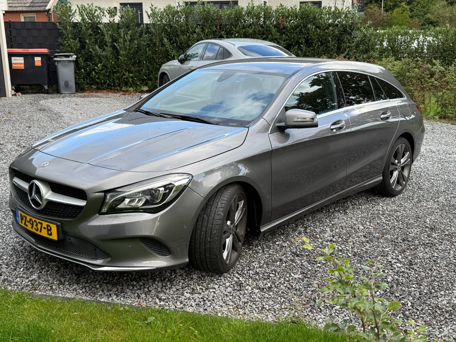 Mercedes-Benz CLA 1.6 Cla180 90KW Sh.br. 7G-DCT 2017 Grijs, Auto's, CLA, 730 kg, 4 cilinders, 122 pk