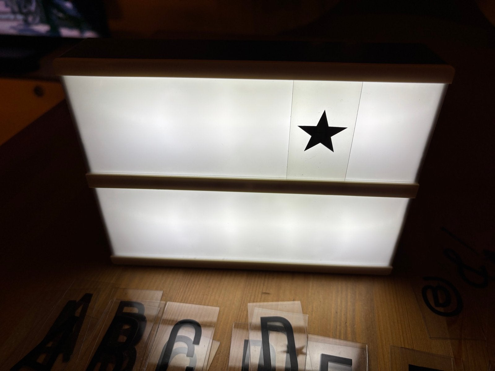 Lightbox met letters en symbolen, Ophalen of Verzenden, Zo goed als nieuw