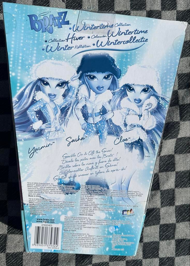 Bratz Wintertime Collection 2008 Yasmin - Nieuw in doos, Kinderen en Baby's, Speelgoed | Poppen, Ophalen of Verzenden, Nieuw, Overige typen