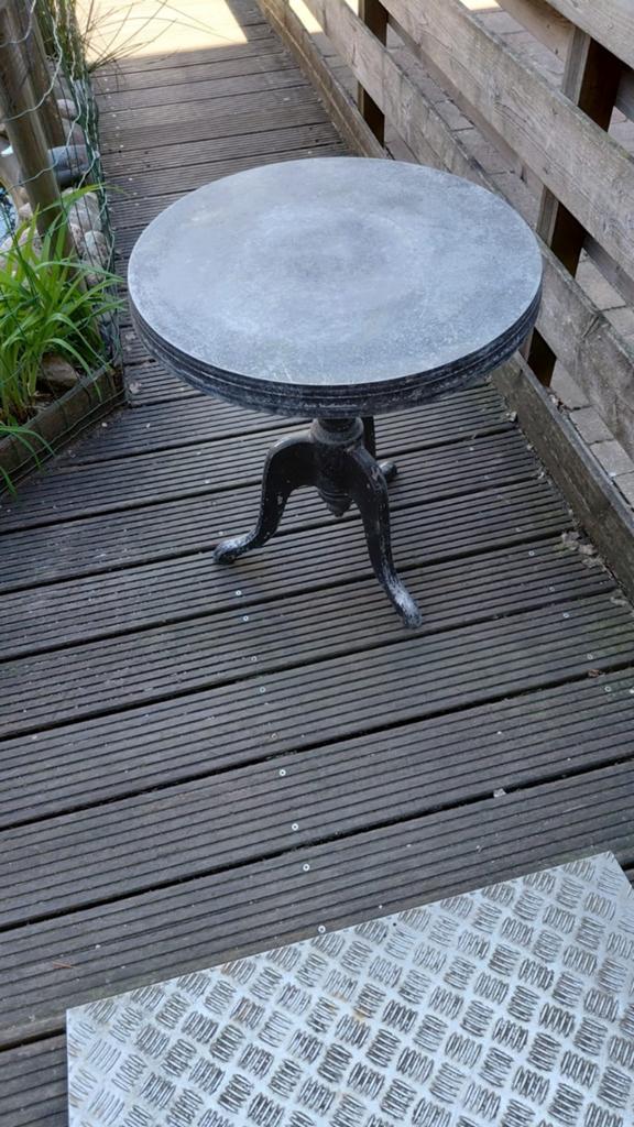 Tuintafeltje, Tuin en Terras, Ophalen, Gebruikt, Rond