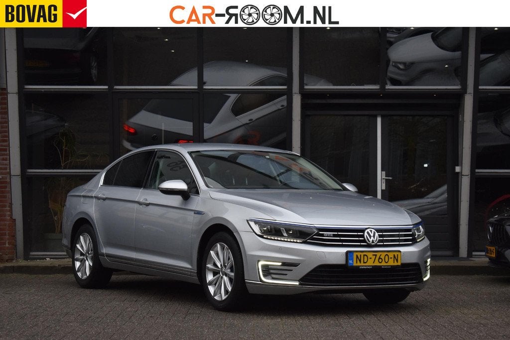 Volkswagen Passat 1.4 TSI GTE Carplay Leder Sfeerverlichting, Automatische klimaatregeling, Stof, Gebruikt, 4 cilinders