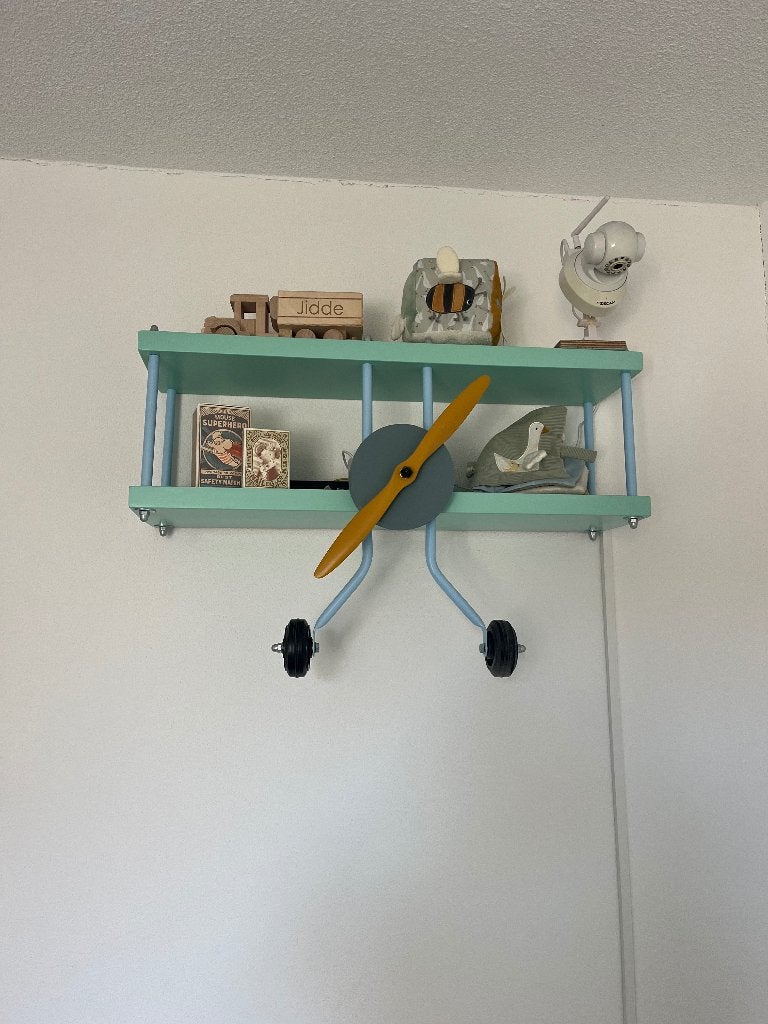 Wandplank vliegtuig, Ophalen, Zo goed als nieuw
