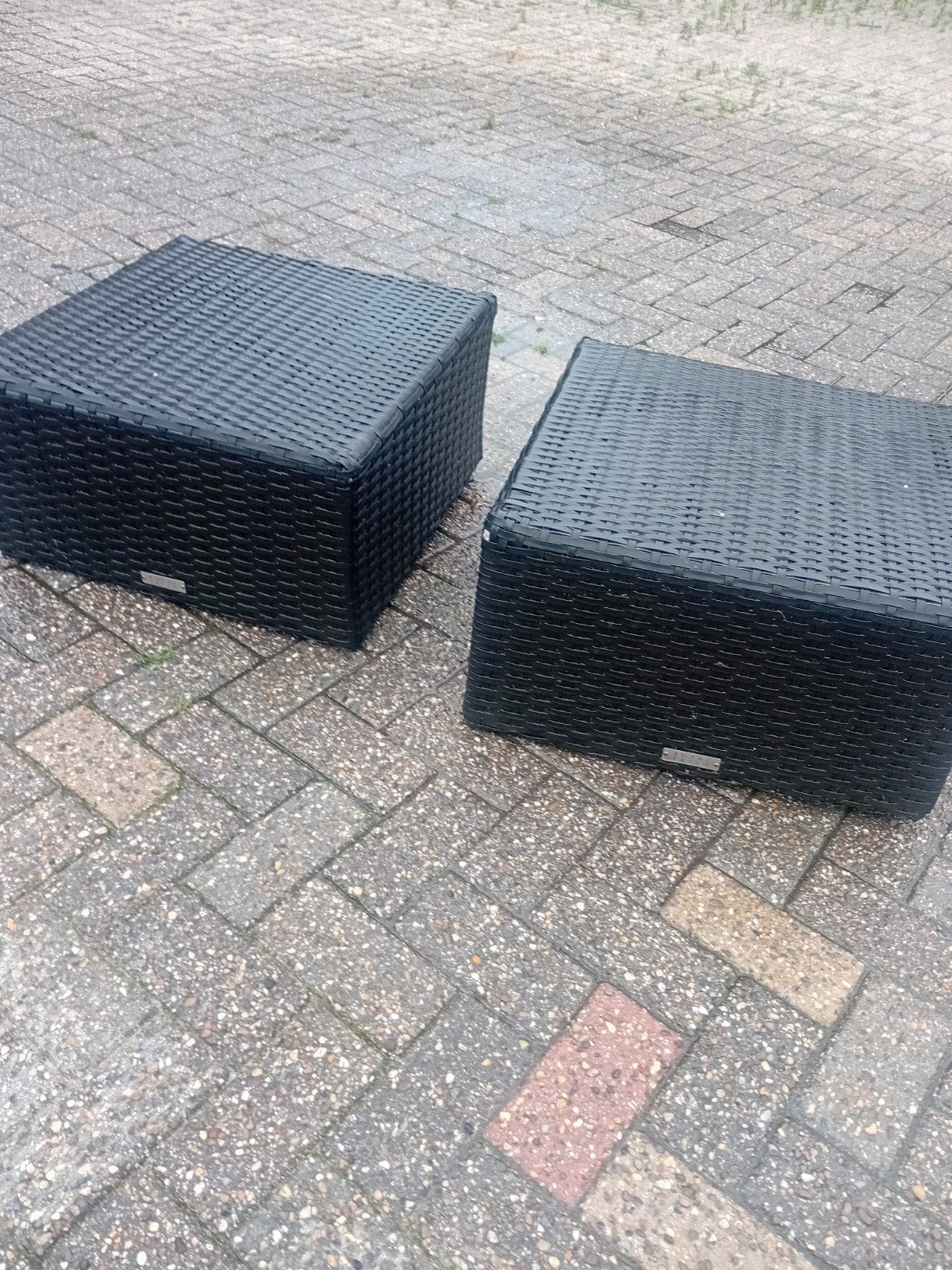 Te koop 2 tuintafels, Ophalen