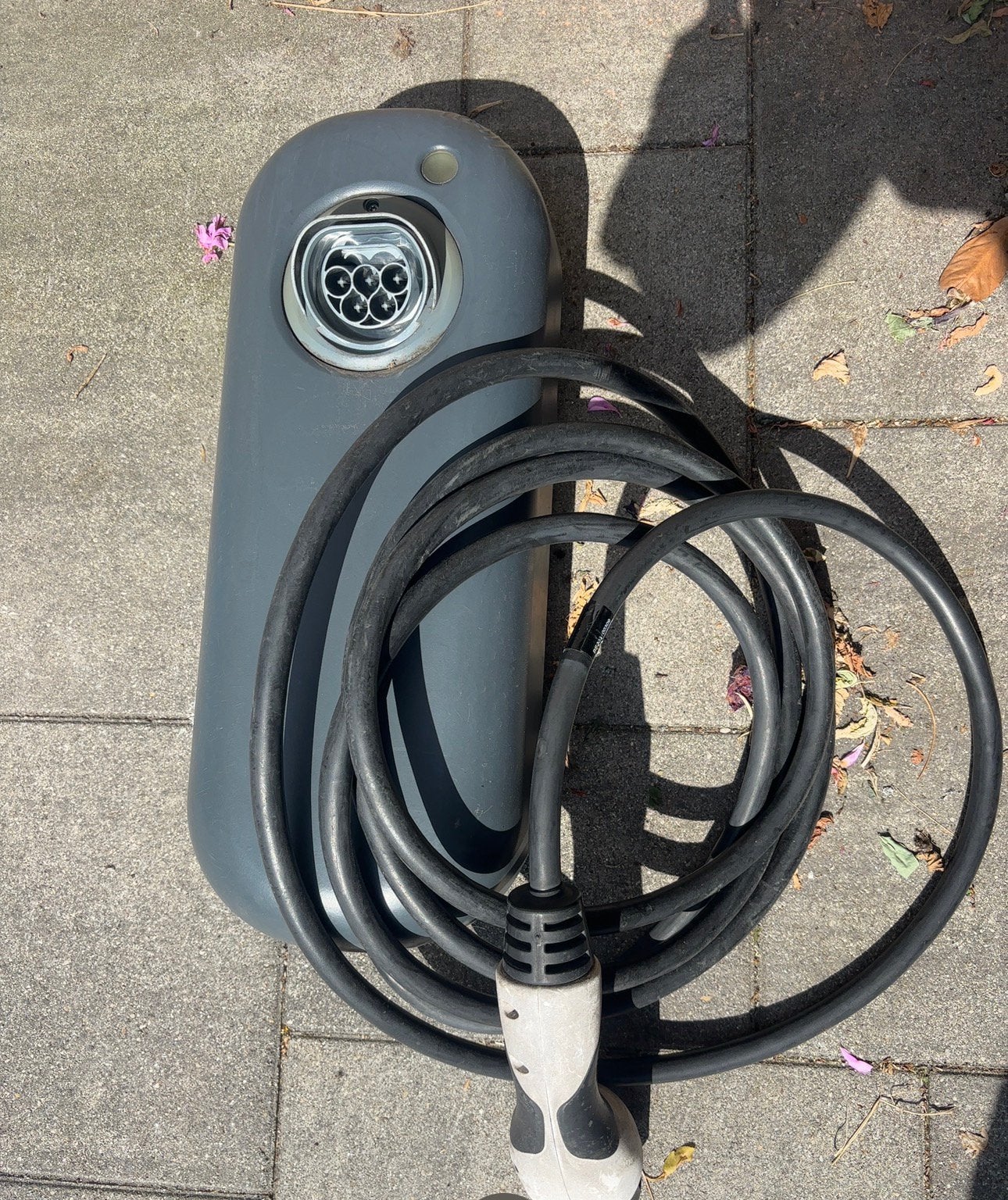 NewMotion 2.1 laadpaal 2020 | tot 22 kW | Type 2 | IP54, Ophalen of Verzenden, Gebruikt, Laadpaal en Laadkabel