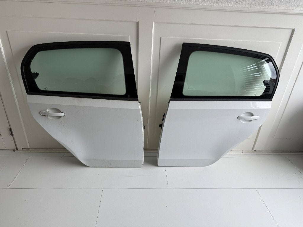 Vw up. Achter portieren Volkswagen Up, Auto-onderdelen, Ophalen, Gebruikt, Achter, Volkswagen