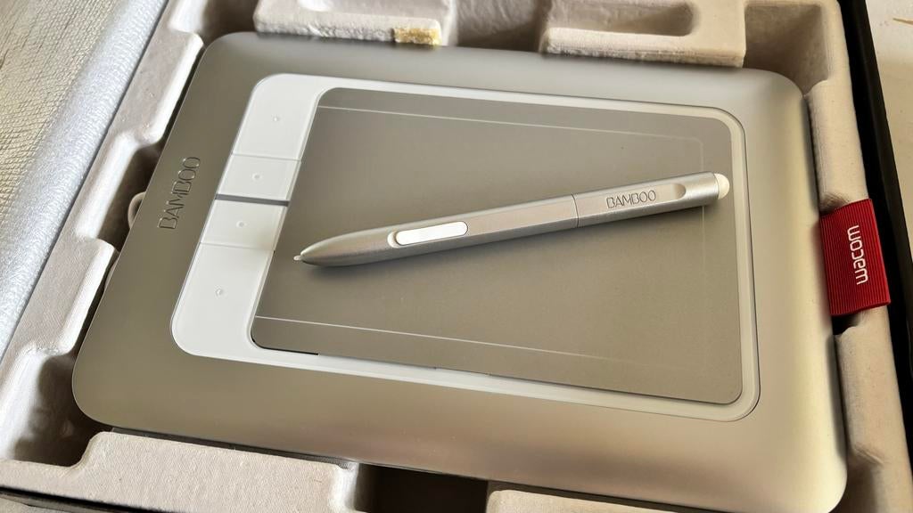 Wacom Bamboo Fun CTH-461 tekentablet - Zo goed als nieuw, Ophalen, Zo goed als nieuw, Bedraad