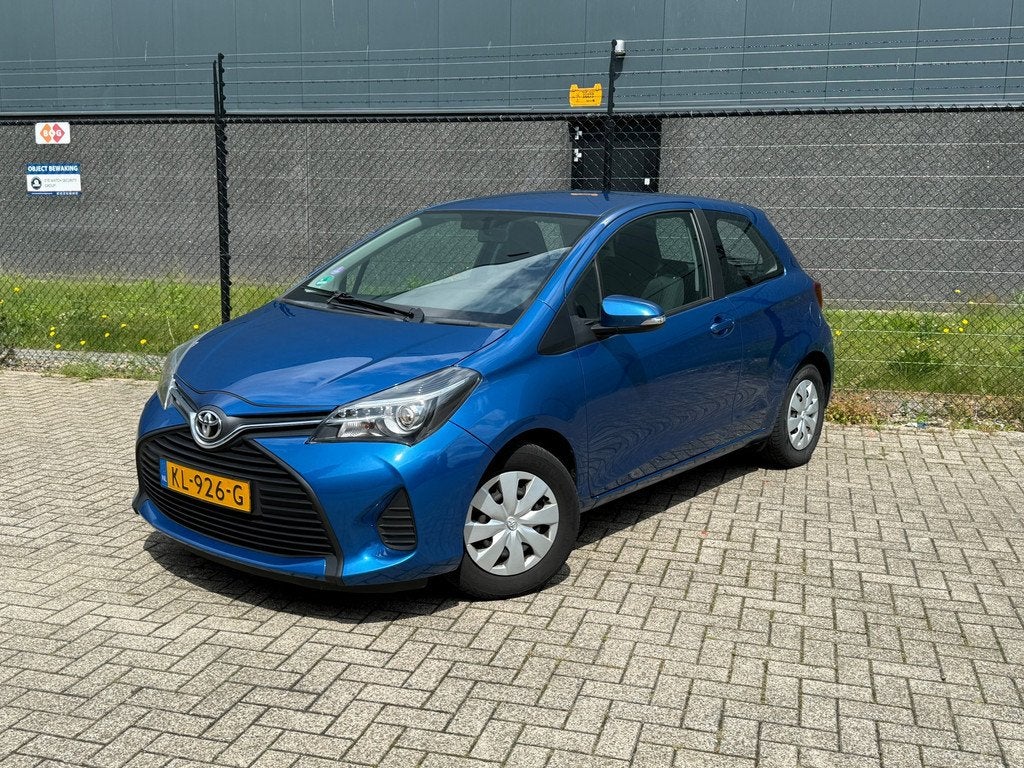 Toyota Yaris 1.0 VVT-i Now |OrgNL| |Dealer onderhouden| |LED, Auto's, Voorwielaandrijving, Euro 6, Blauw, 730 kg