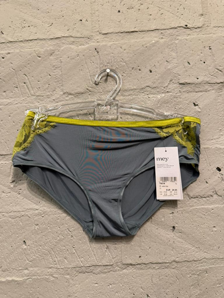 Mey slip 42 NIEUW!! Nu €10, Ophalen of Verzenden, Slip