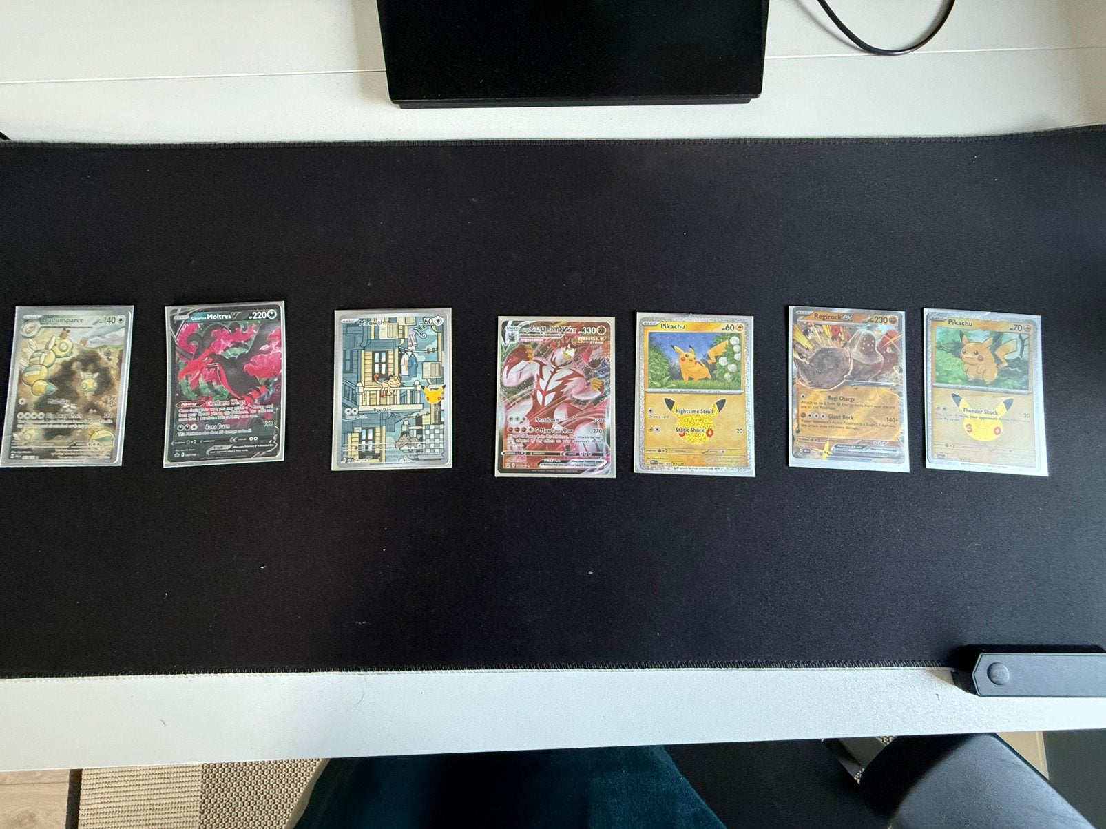 Pokémon kaarten - 7 stuks, incl. 30th Anniversary, Hobby en Vrije tijd, Ophalen of Verzenden, Zo goed als nieuw, Meerdere kaarten