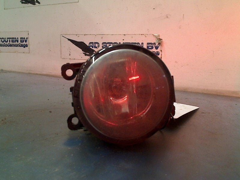 Mistlamp Links Voor Renault Twingo II (CN) 2007 89202503, Gebruikt, Renault Deutschland AG, Dialog.deutschland@renault.de, Peter-Huppertz-Straße 5, Köln 51063, , Duitsland