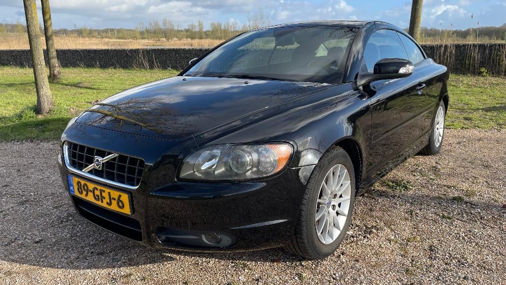 Volvo C70 cabrio | nw. APK Hardtop 2.4L 140PK | 2008 | Zwart, Voorwielaandrijving, C70, Cabriolet, 4 stoelen